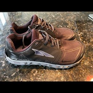 Altra Women's Superior 4 Shoe Blue-Grey and Black